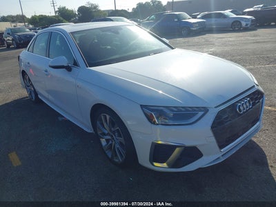 AUDI A4 2023