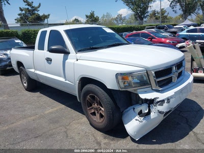 RAM DAKOTA 2011
