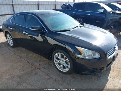 NISSAN MAXIMA 2014