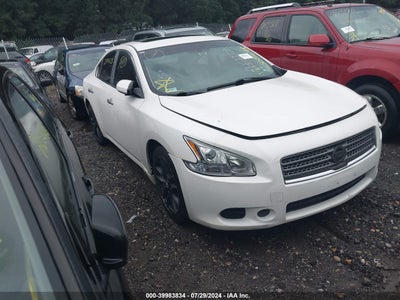 NISSAN MAXIMA 2011