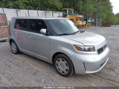 SCION XB 2009