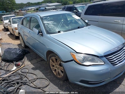 CHRYSLER 200 2012
