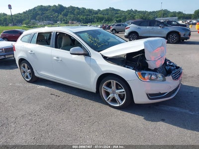 VOLVO V60 2017