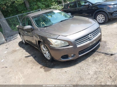 NISSAN MAXIMA 2014