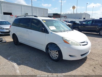 TOYOTA SIENNA 2008