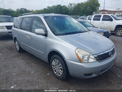 KIA SEDONA 2011