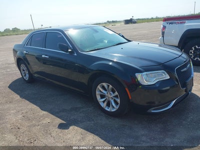 CHRYSLER 300 2015
