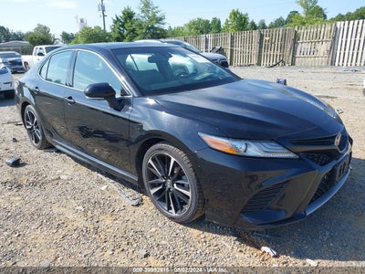 TOYOTA CAMRY 2018
