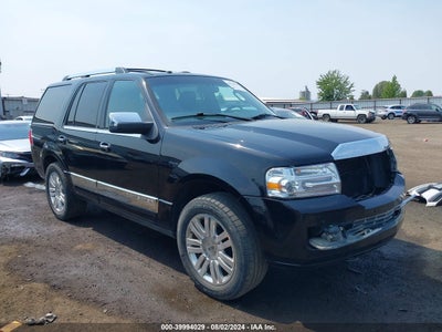 LINCOLN NAVIGATOR 2011