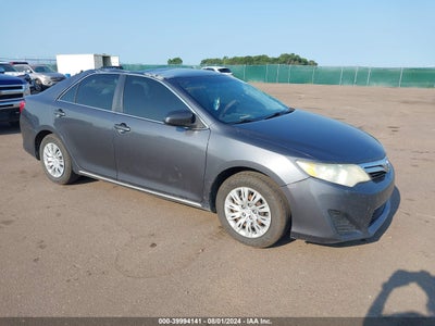 TOYOTA CAMRY 2012