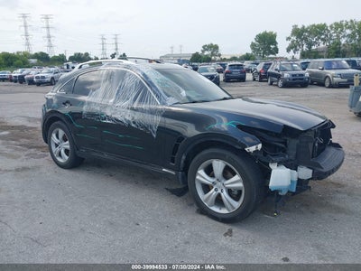 INFINITI FX35 2010