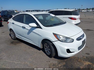 HYUNDAI ACCENT 2012