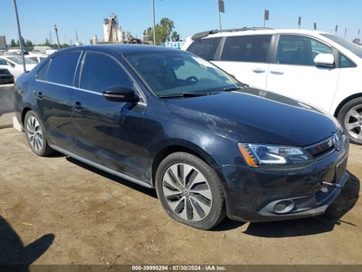 VOLKSWAGEN JETTA HYBRID 2013
