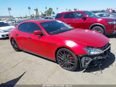 MASERATI GHIBLI 2015