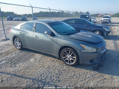 NISSAN MAXIMA 2011