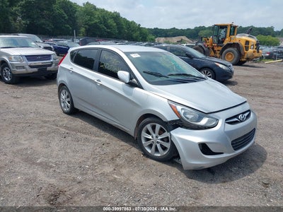 HYUNDAI ACCENT 2012