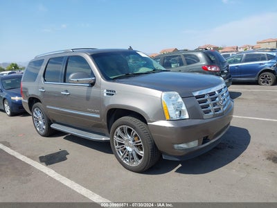 CADILLAC ESCALADE 2011