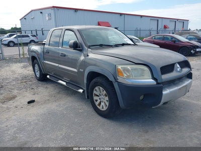 MITSUBISHI RAIDER 2011