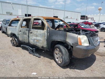 GMC YUKON XL 1500 2011