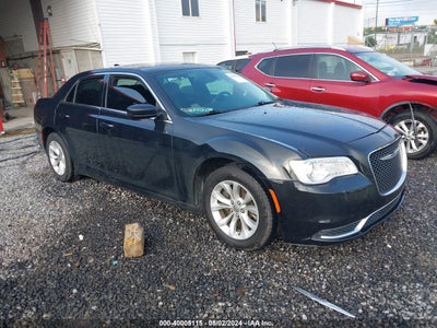 CHRYSLER 300 LIMITED 2015