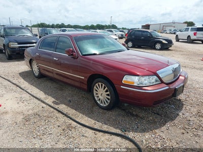 LINCOLN TOWN CAR 2003