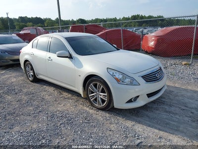 INFINITI Q40 2015