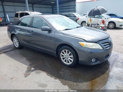 TOYOTA CAMRY 2011