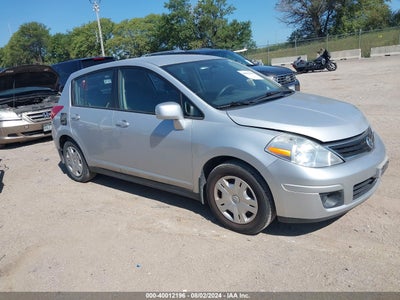 NISSAN VERSA 2010