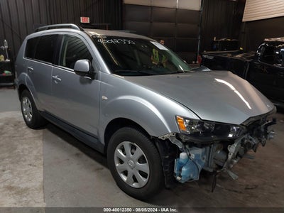 MITSUBISHI OUTLANDER 2013