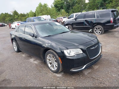 CHRYSLER 300 2017