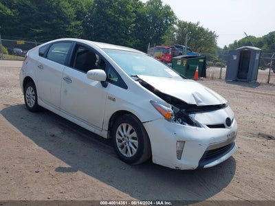 TOYOTA PRIUS PLUG-IN 2013