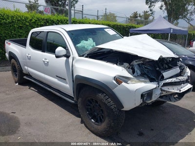 TOYOTA TACOMA 2018