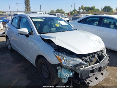 TOYOTA YARIS 2019
