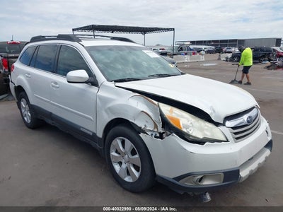 SUBARU OUTBACK 2011