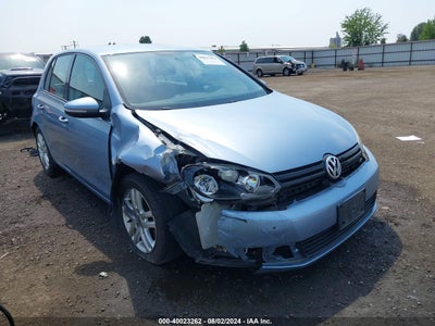 VOLKSWAGEN GOLF 2014