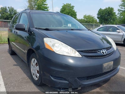 TOYOTA SIENNA 2008