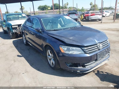 VOLKSWAGEN PASSAT 2012