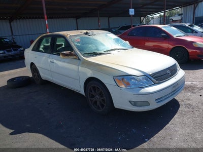 TOYOTA AVALON 2001