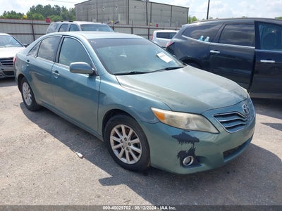 TOYOTA CAMRY 2011
