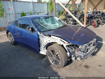 SCION FR-S 2015