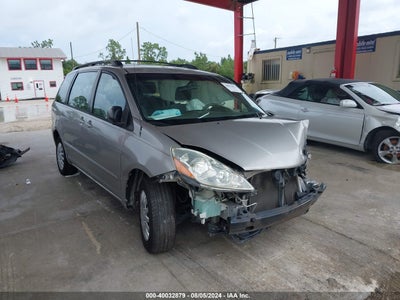 TOYOTA SIENNA 2006
