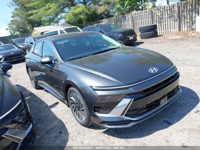 HYUNDAI SONATA HYBRID 2024
