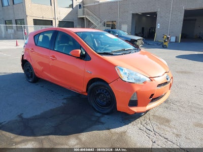 TOYOTA PRIUS C 2013