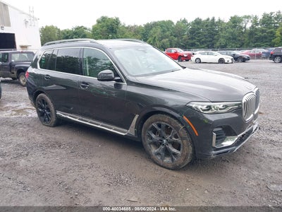 BMW X7 2021