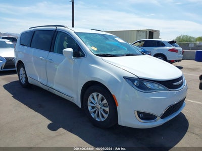 CHRYSLER PACIFICA 2017
