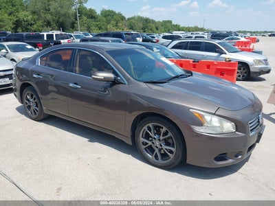NISSAN MAXIMA 2014
