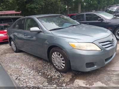 TOYOTA CAMRY 2011