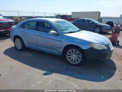 CHRYSLER 200 2012