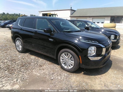 MITSUBISHI OUTLANDER 2024
