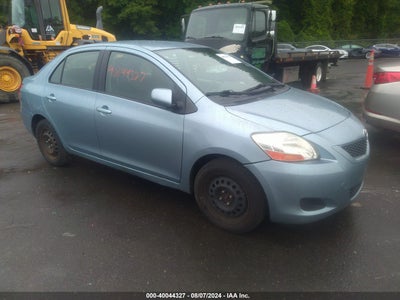 TOYOTA YARIS 2010